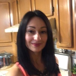 Meet your Posher, Ayme